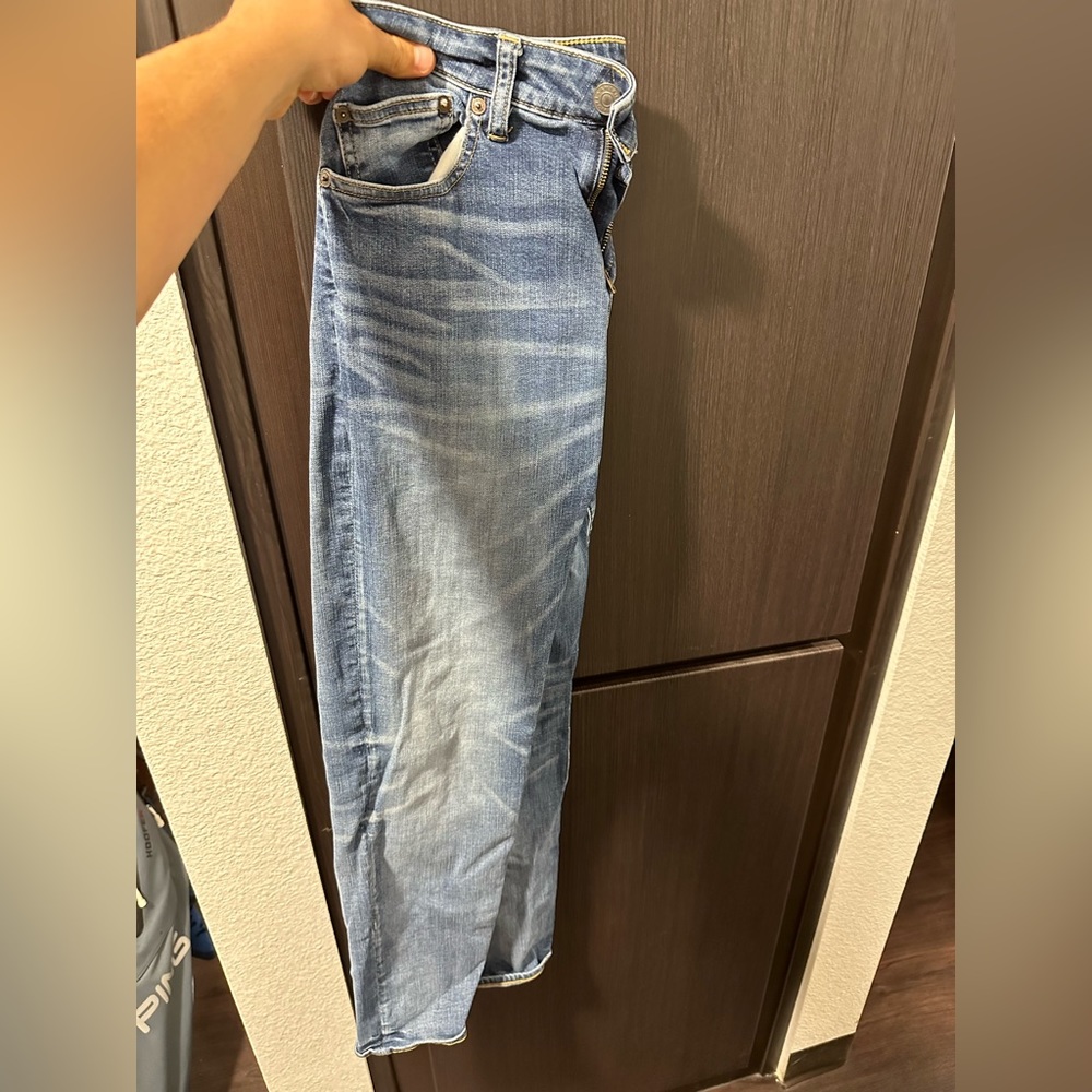 Men’s American eagle jeans